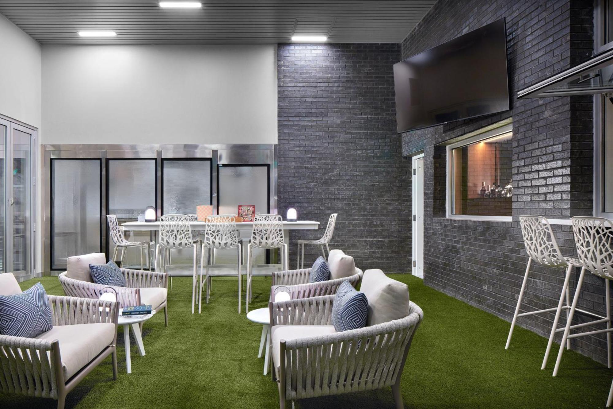Готель Element Charlotte Uptown Екстер'єр фото